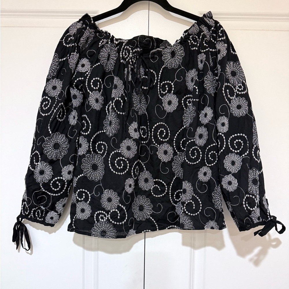 Katherine of New York Chic Black and White Floral Embroidered Blouse